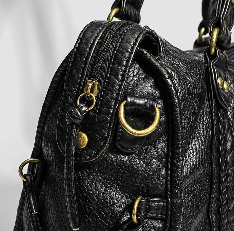 Schwarze Lederhandtasche