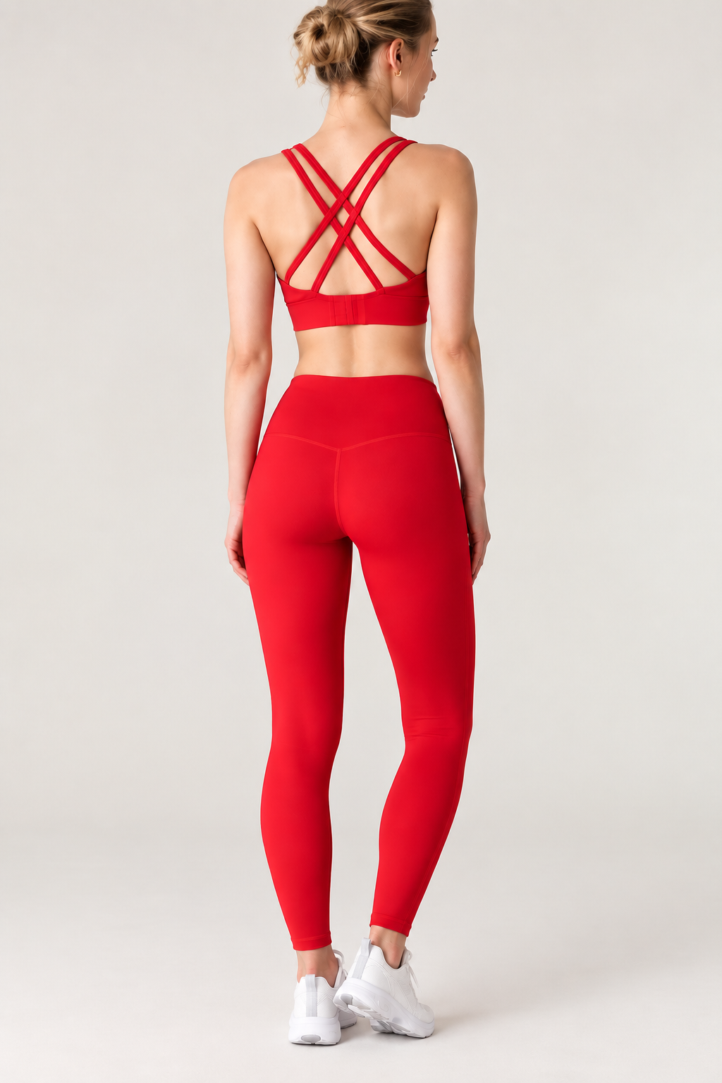 AURA Active Set– Sports Bra & High-Waisted Leggings