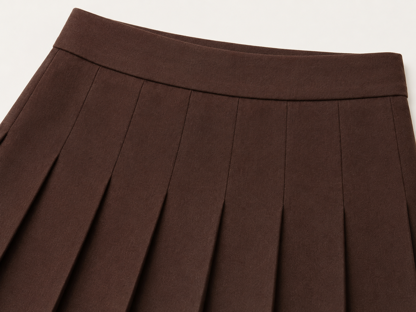 Jupe plissée taille haute chocolat